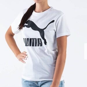 Puma women’s white cotton Classics short sleeve Logo Tee size Small